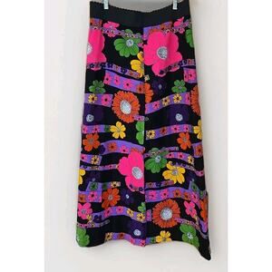 Beeline Fashions Vintage colorful floral maxi skirt Union Made Paper Tags 38w